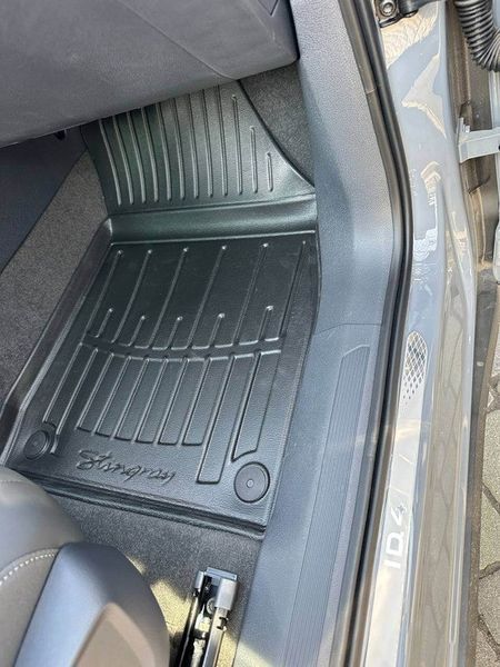 3D килимки для Skoda Enyaq IV (2021-...) з бортиками 30 мм (Stingray) 5024234_1 фото