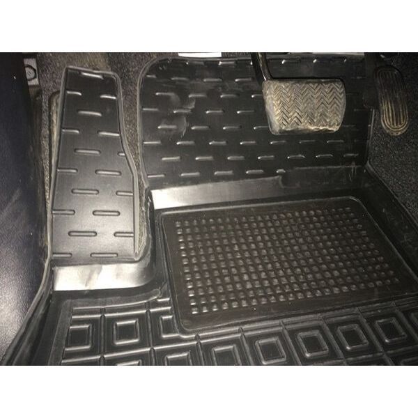 Авто килимки в салон TOYOTA Hilux (2015>) резинові поліки, коврики гумові 11573 фото