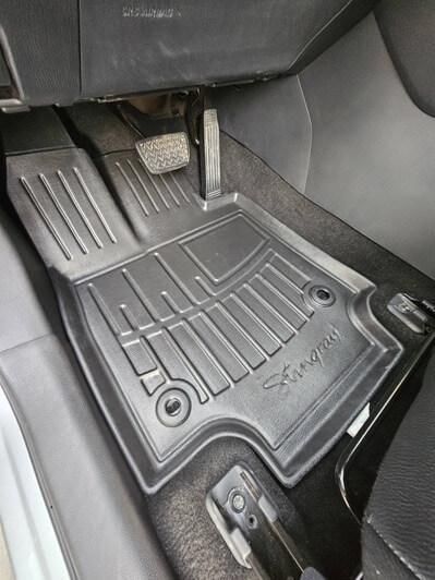 3D коврики для TOYOTA RAV 4 (XA50) АКП (2018-...) с бортиками 30 мм (Stingray) 5022025 фото
