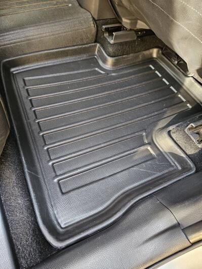 3D коврики для TOYOTA RAV 4 (XA50) АКП (2018-...) с бортиками 30 мм (Stingray) 5022025 фото