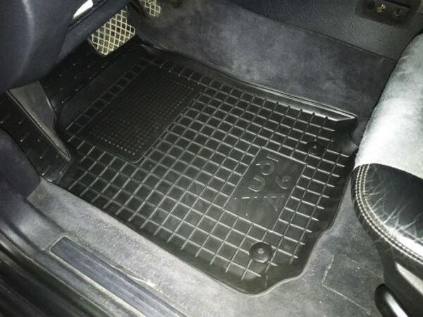 Автомобильные коврики в салон Audi 100/A6 (C4) 1991-1997 (Avto-Gumm) резиновые ковры в машину, автоковры 11112 фото
