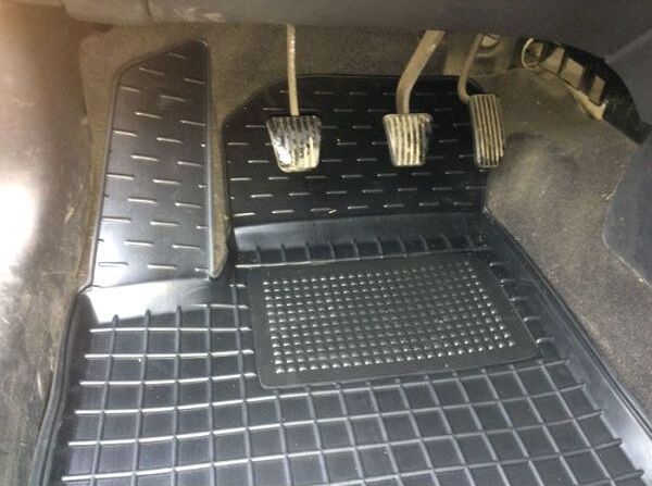 Автомобільні килимки в салон Chevrolet Aveo 2003-2012 (Avto-Gumm) резинові поліки, коврики гумові 11135 фото