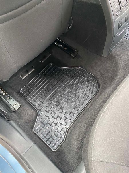Коврики резиновые Skoda Octavia A5 2004-2013 XZRTI-a5 фото